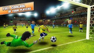 Striker Soccer London Resimleri